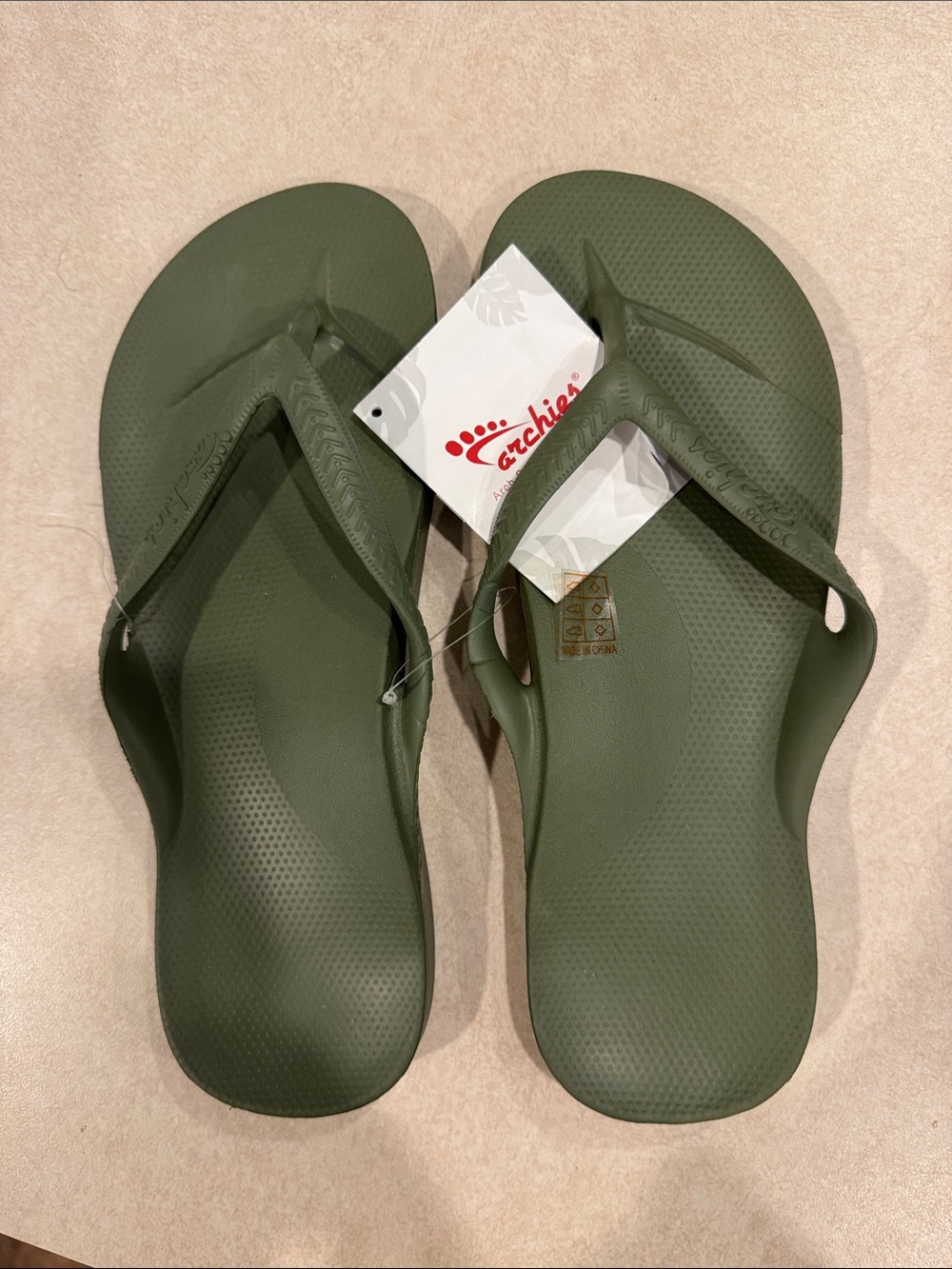 Archie’s Women’s Olive Green Flip Flop Sandals - Lightweight Comfort NWT